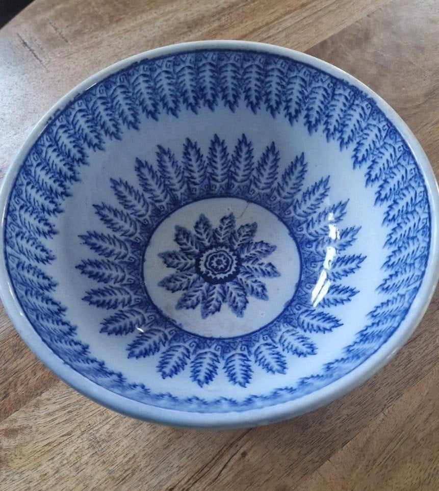 Antieke Delfts Blauwe Kom met Bladmotief - Craquelé, Antiek en Kunst, Ophalen of Verzenden
