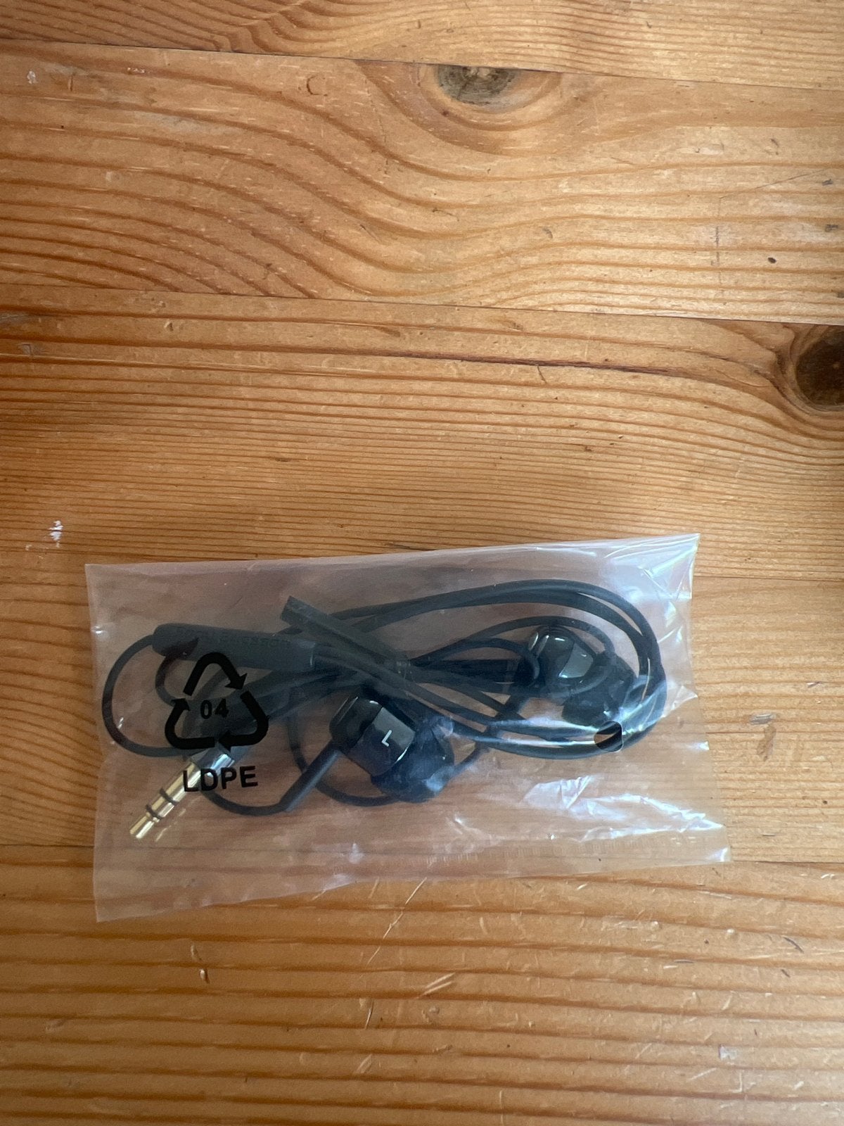 Nieuwe bedrade in-ear koptelefoon met 3.5mm jack, Ophalen of Verzenden, Nieuw, Overige merken