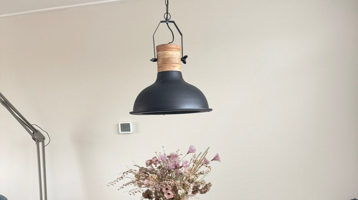 Grote zwarte industriële hanglamp met hout – eettafellamp, Ophalen, Zo goed als nieuw, Hout