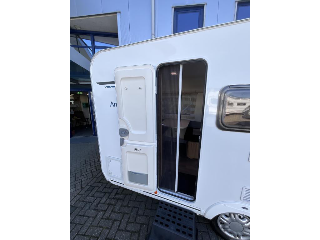 Caravelair Antares Style 390 VOORTENT-MOVER-LICHTGEW., Bedrijf, Treinzit, 750 - 1000 kg, 4 tot 5 meter