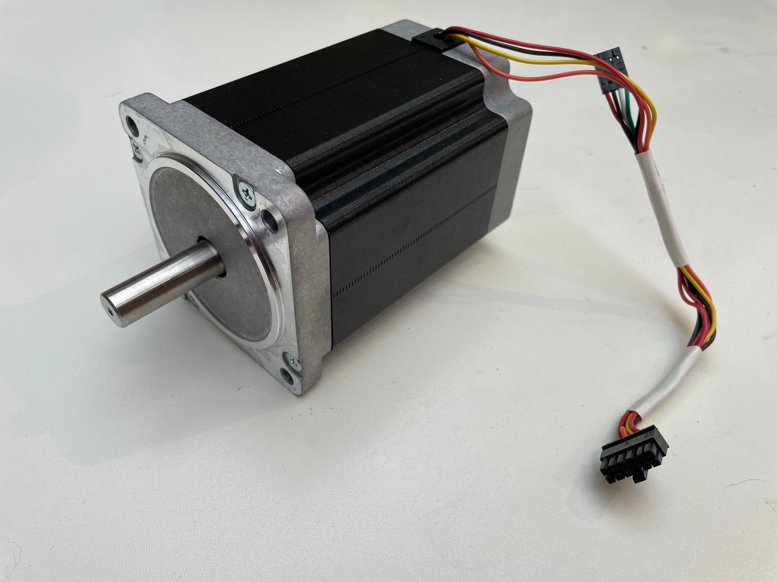 Moons stappenmotor servomotor servo stepping motor, Hobby en Vrije tijd, Ophalen of Verzenden, Zo goed als nieuw