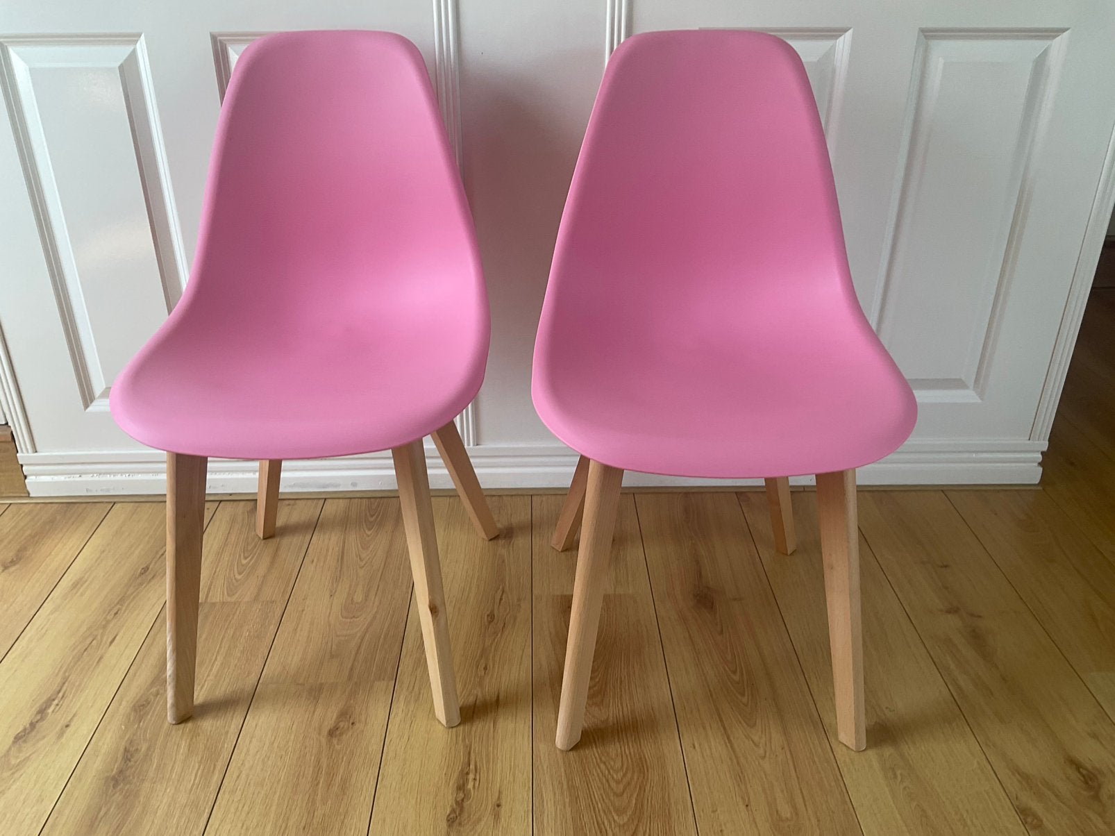 Leuke roze stoelen  €15, voor 2, Huis en Inrichting, Stoelen, Kunststof, Twee, Overige kleuren, Ophalen of Verzenden