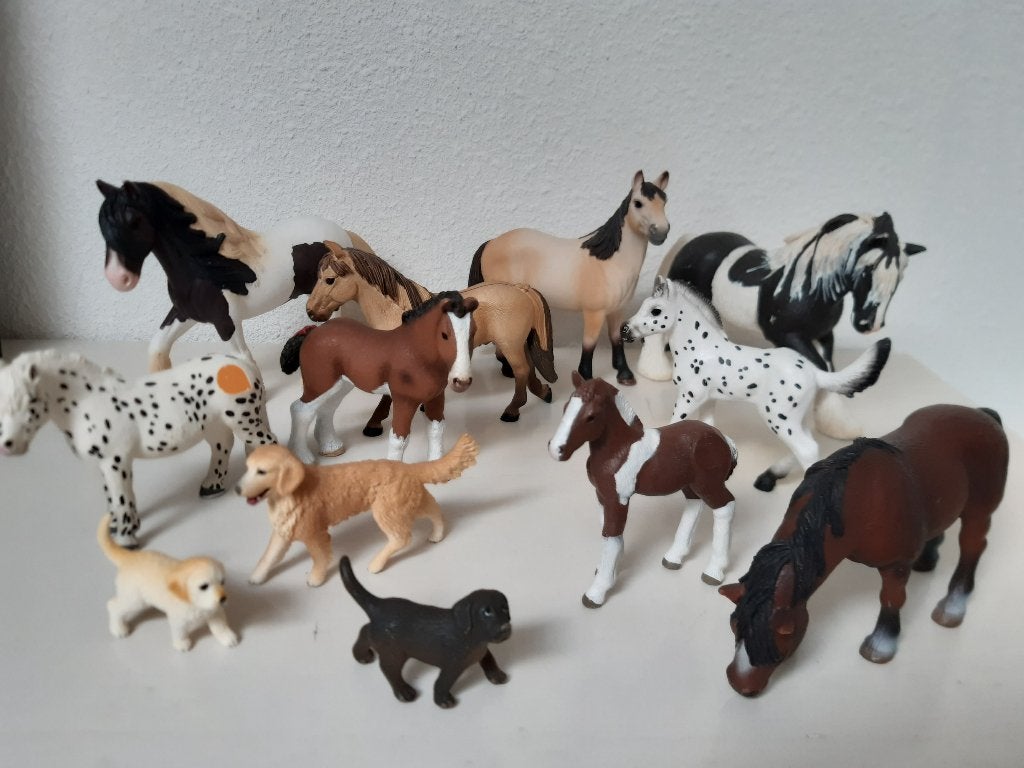 Schleich verzameling paarden en hondjes, Ophalen of Verzenden, Zo goed als nieuw, Paard, Overige typen