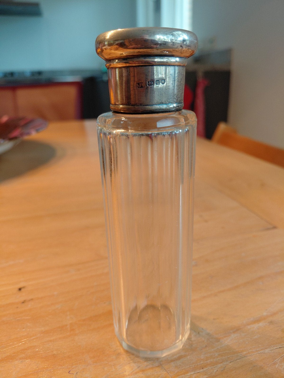 GROTE ODEUR FLES 14 CM MET ZILVEREN 4 CM  DOP SLUITING, Ophalen of Verzenden