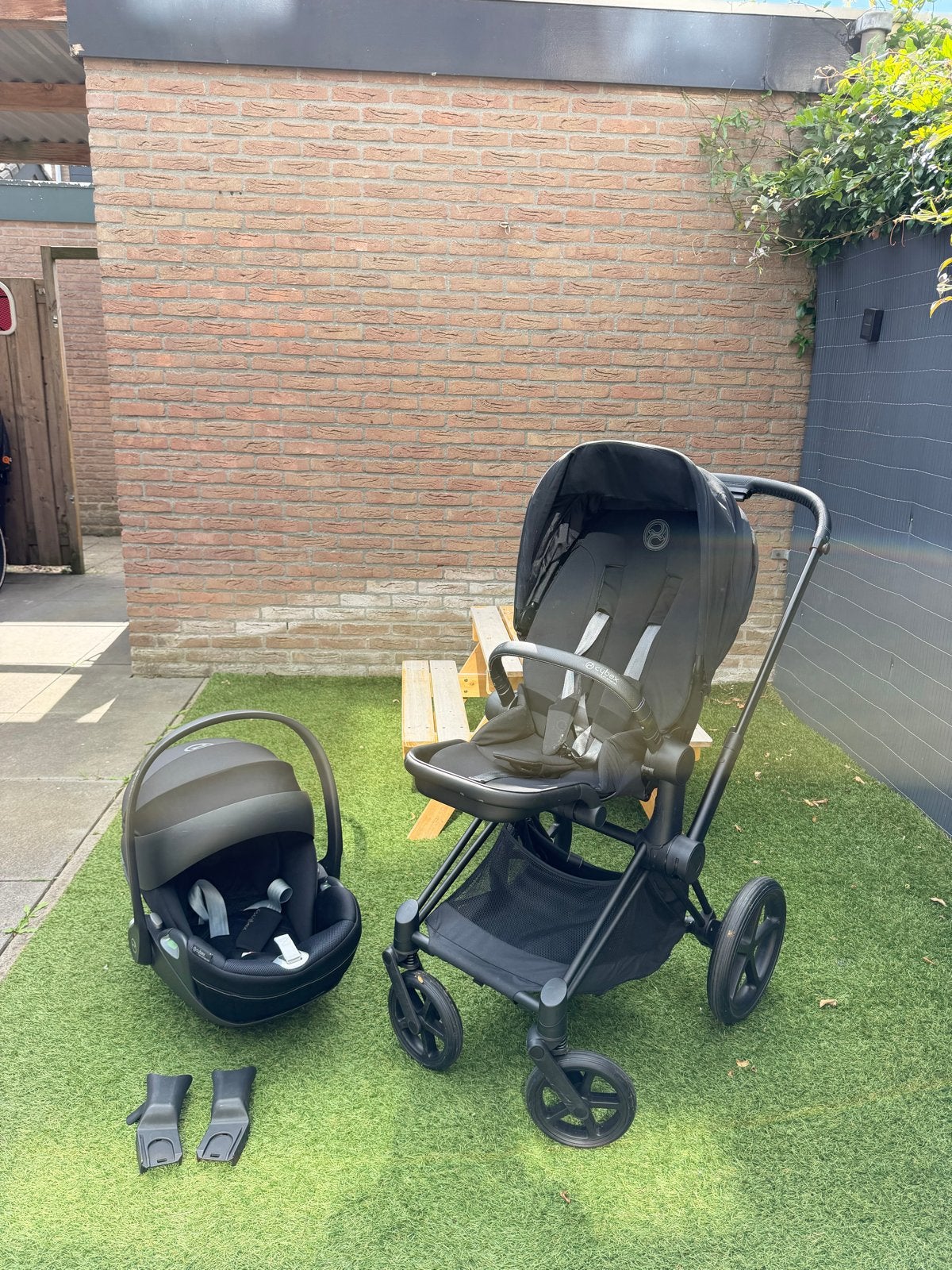 Cybex Priam 4 kinderwagen met autostoel en voetenzak, Zo goed als nieuw, Combiwagen, Met autostoeltje, Ophalen