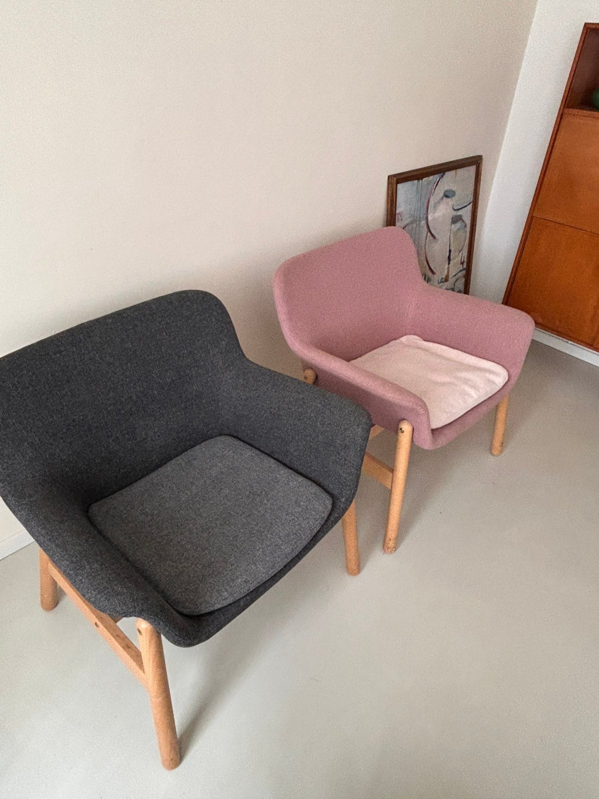 Grijze en oudroze Ikea stoelen, Ophalen, Gebruikt, Eenpersoons, Minder dan 75 cm