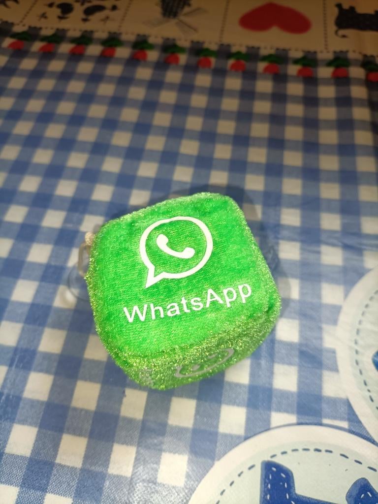 WhatsApp knuffeltje kubus met zuignap (sleutelhanger), Ophalen of Verzenden, Zo goed als nieuw, Overige typen
