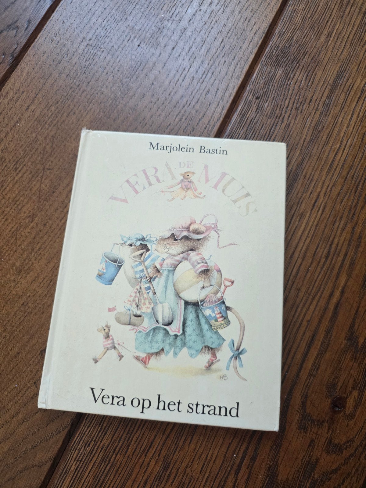 Vera op het strand - Marjolein Bastin (De Vera de Muis), Boeken, Gelezen, Fictie algemeen, Jongen of Meisje, Ophalen of Verzenden