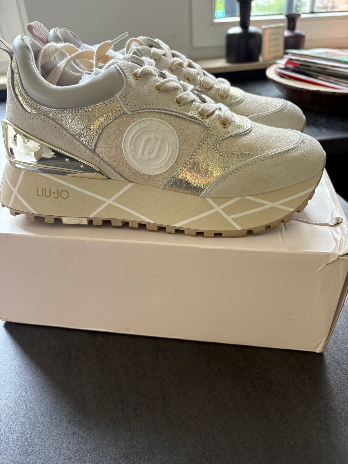 Liu jo dames sneakers maat 39 nieuw, Wit, Nieuw, Ophalen of Verzenden, Sneakers of Gympen