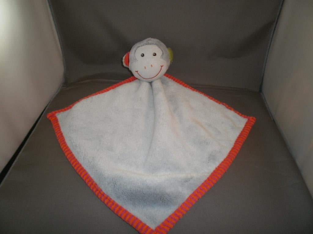 action konijn doek met bel muis aap beer velours wit bruin, Kinderen en Baby's, Speelgoed | Knuffels en Pluche, Ophalen of Verzenden