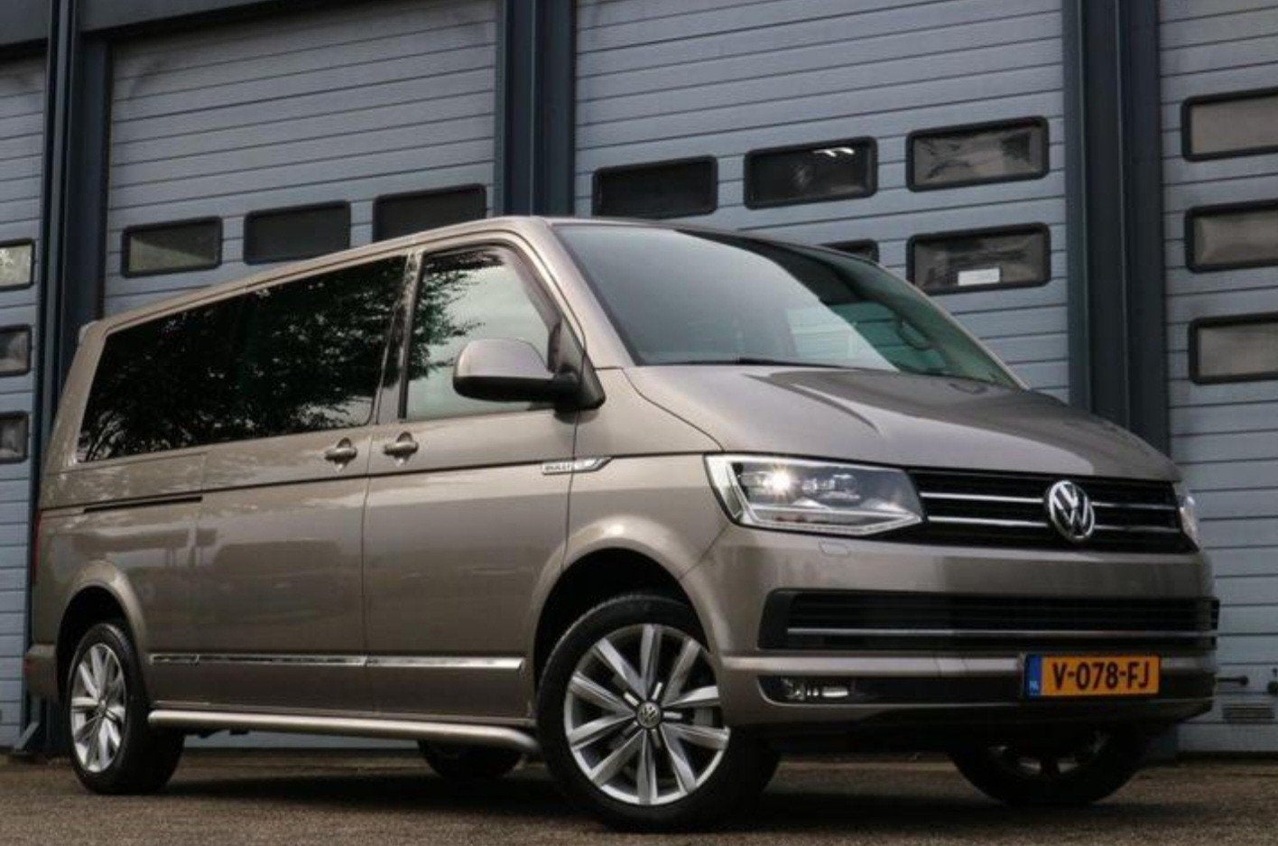 VW Transporter Caravelle 2.0 TDI 204pk Automaat- Rolstoelbus, Volkswagen, Leder, Diesel, Parkeerassistent