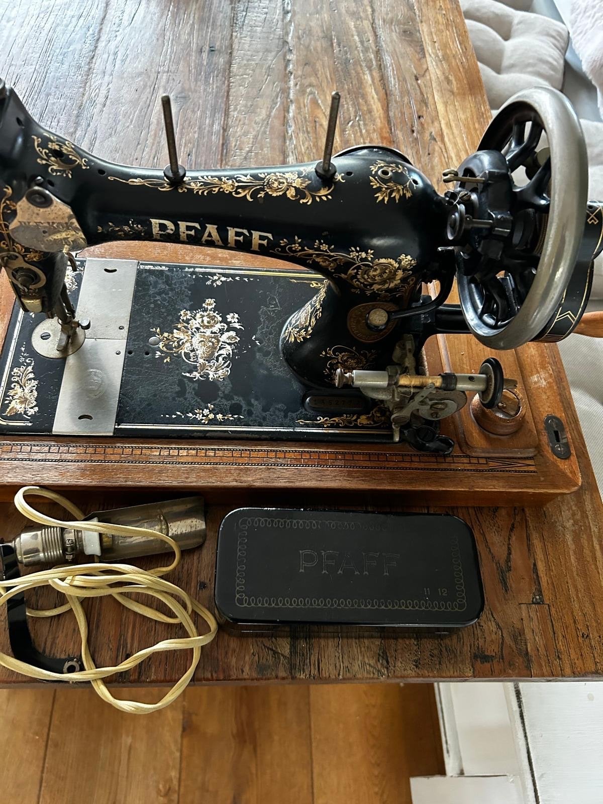 Antieke Pfaff naaimachine uit 1915 - Werkend en compleet, Ophalen