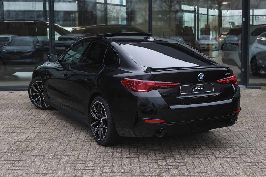 BMW 4 Serie Gran Coupé 420i M Sport Automaat / Schuif-kante, Auto's, BMW, Automaat, 1998 cc, Zwart, Zwart