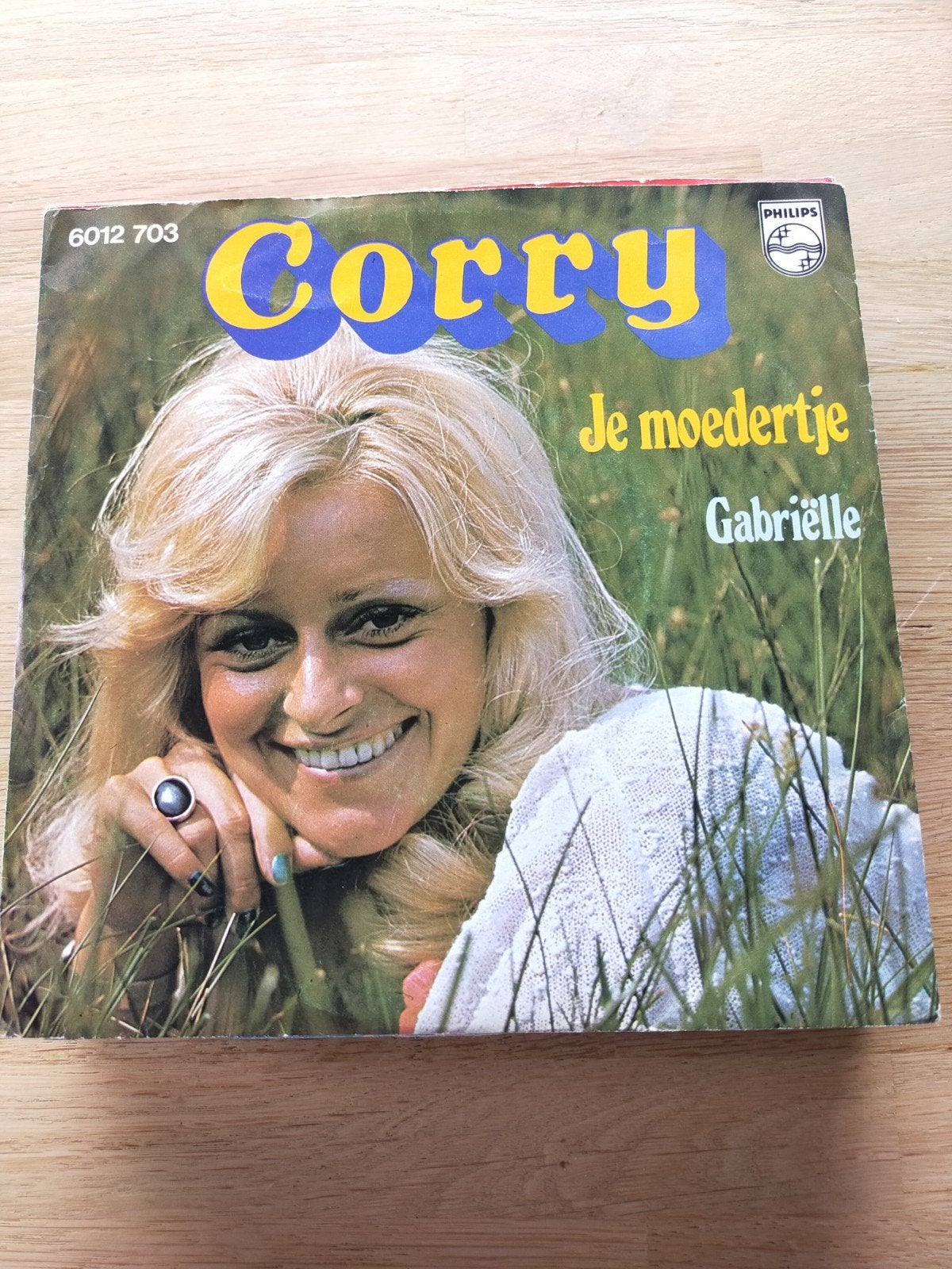Corry Konings , je moedertje, Ophalen of Verzenden, Zo goed als nieuw, Nederlandstalig