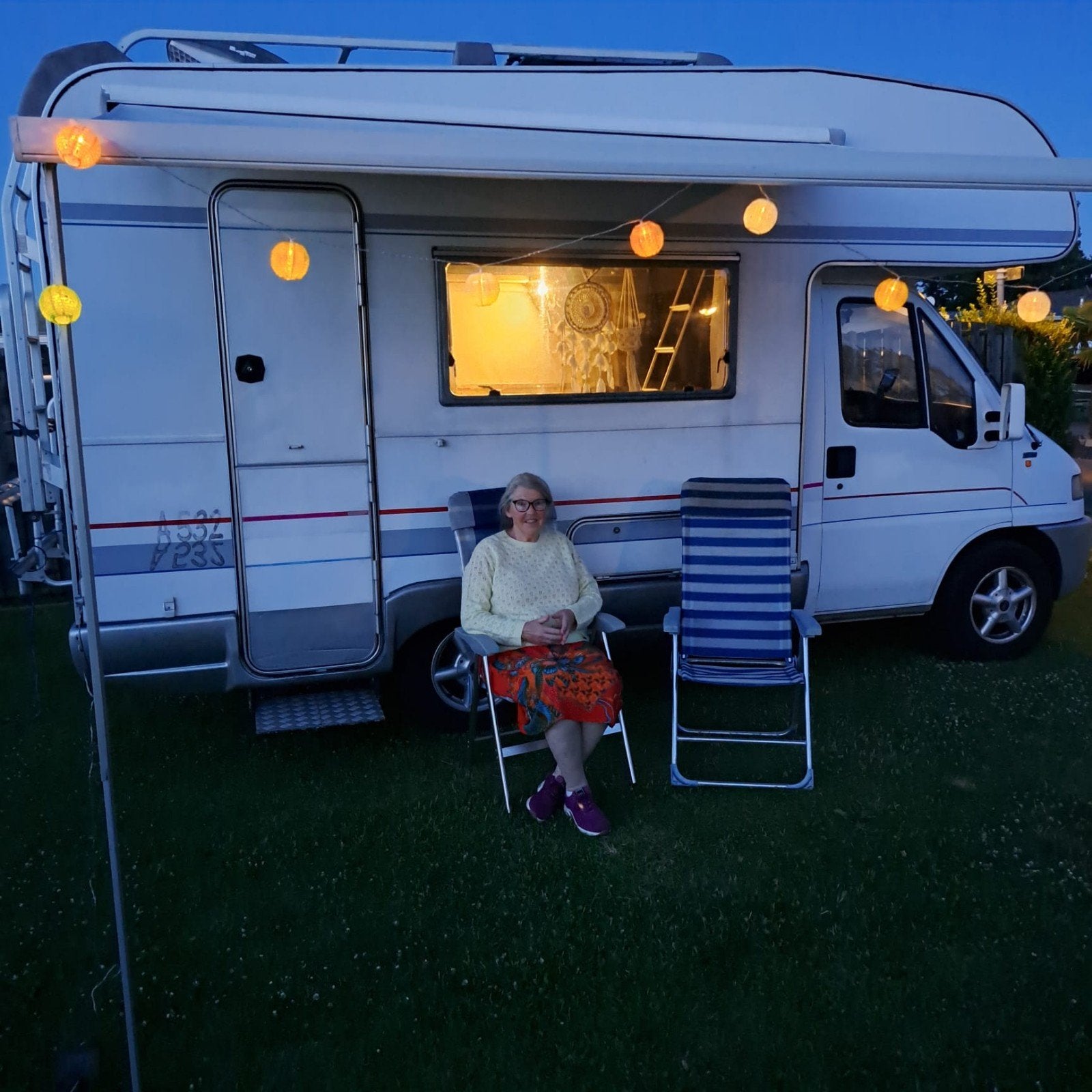 Degelijke gezinscamper Burstner/Fiat Ducato RUILEN EVT.OPTIE, Caravans en Kamperen, Standaard zit, Alkoof, Ringverwarming, Fiat