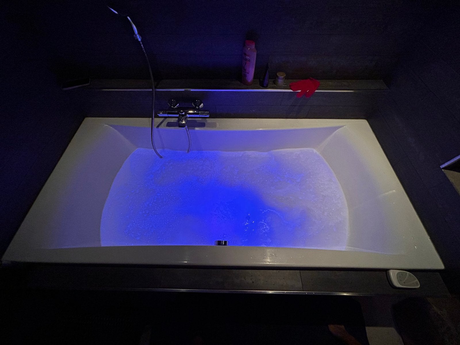 Luxe Whirlpool Bad met Verlichting - in goede staat, Ophalen, Gebruikt, Met bad