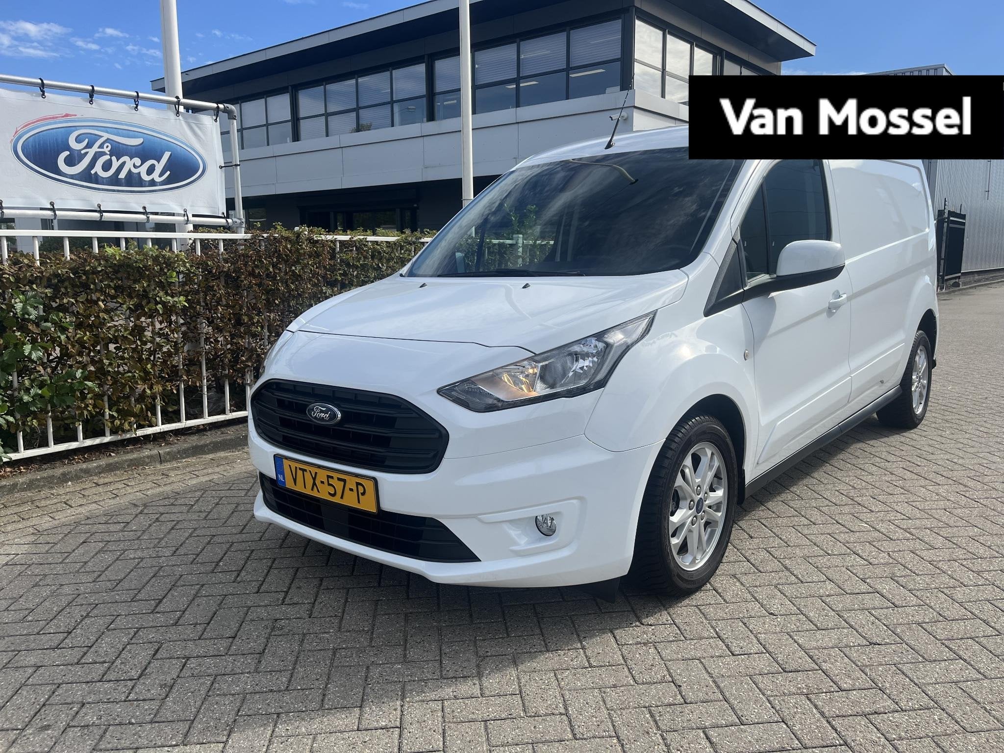 Ford Transit Connect 1.5 EcoBlue L2 Limited | Achteruitrijdc, Voorwielaandrijving, 1390 kg, Gebruikt, Euro 6