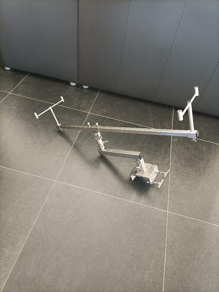 Nieuw spiegel bootrodpodklem met verlengbare arm, Watersport en Boten, Hengelsport | Karpervissen, Ophalen of Verzenden, Nieuw