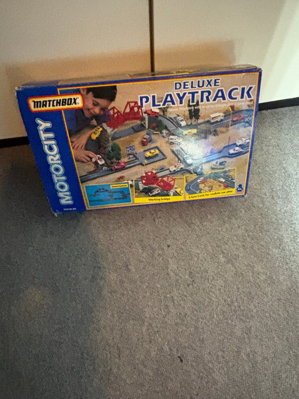 Matchbox Motorcity Deluxe Playtrack Racebaan, Kinderen en Baby's, Overige merken, Zelf te bouwen, Ophalen of Verzenden, Handmatig