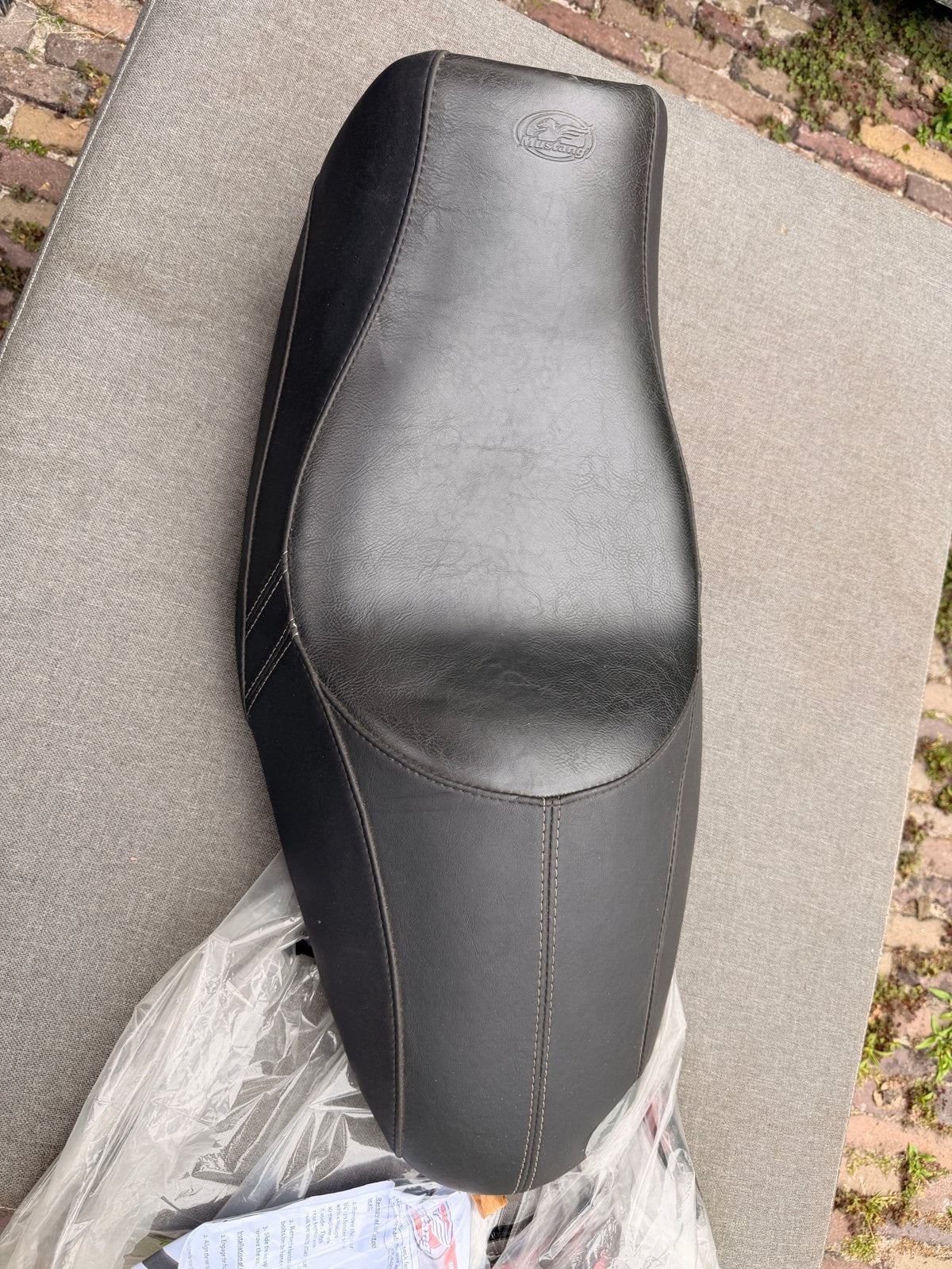 Mustang leren Harley zadel voor XG500 en XG750, Ophalen, Nieuw