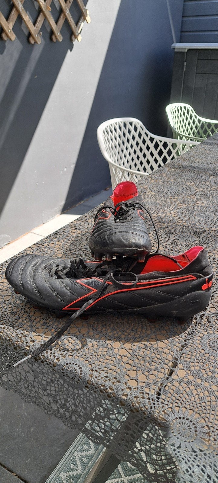 Diadora Brasil Elite Tech LG FG, Gebruikt, Maat XS of kleiner, Schoenen, Ophalen of Verzenden
