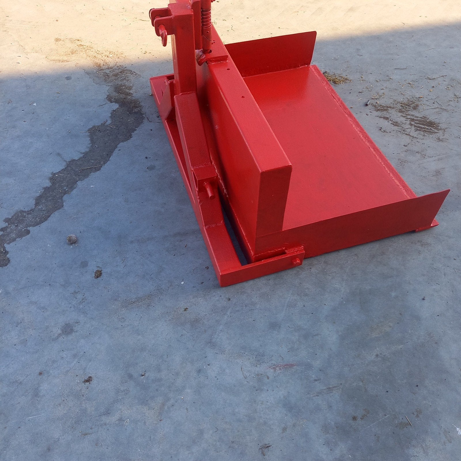 Kleine rode grondbak voor mini tractor 110 breed    t, Ophalen of Verzenden