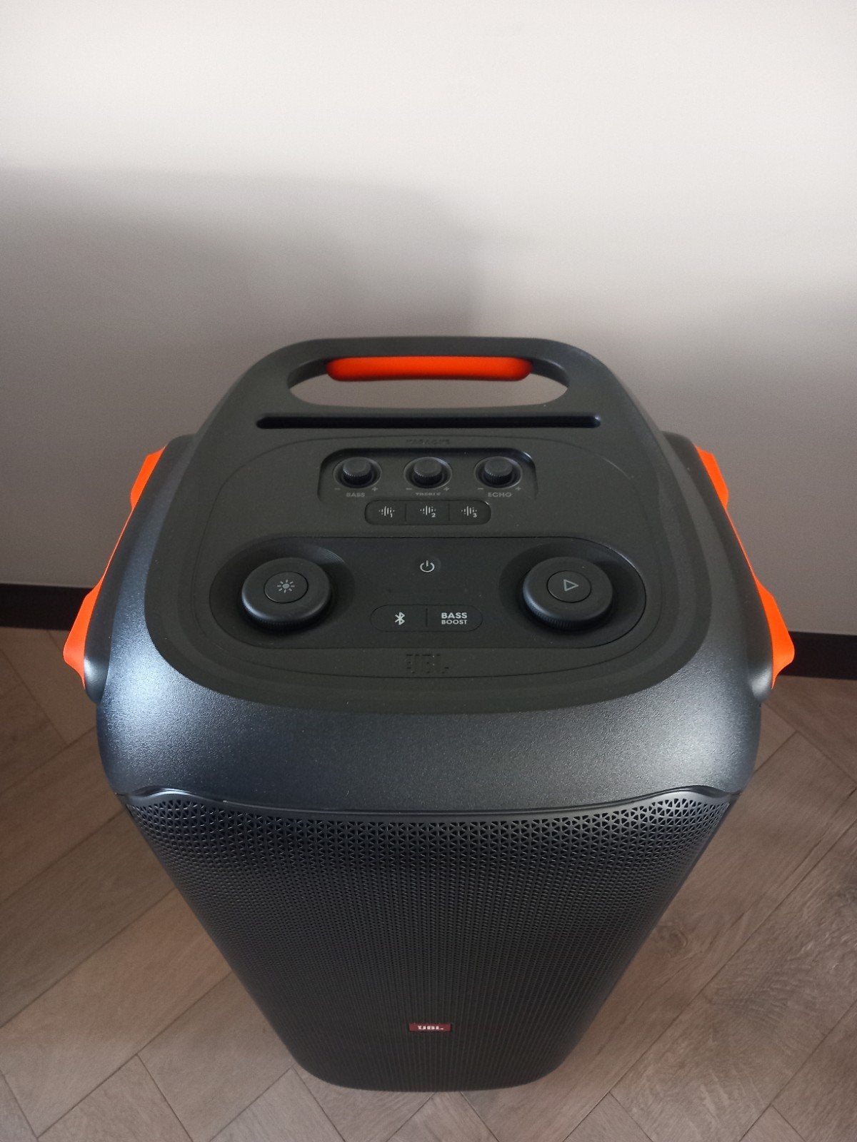 Foto 6 van JBL PARTYBOX  710  -NIEUW-