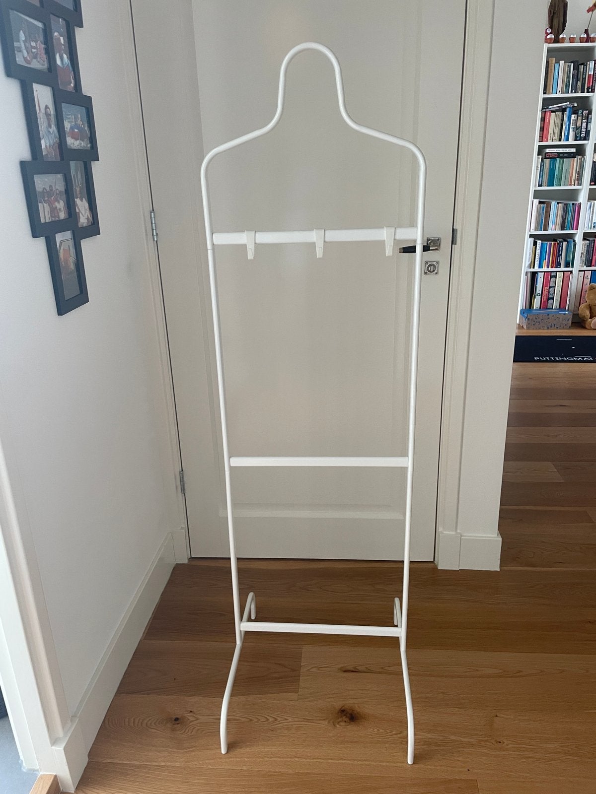 Witte dressboy van Ikea, Ophalen, Zo goed als nieuw