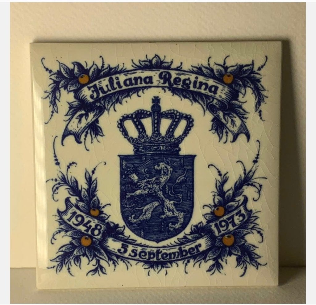 Vintage tegel Jubileum Juliana 25 jaar 1948-1973, Overige typen, Ophalen of Verzenden, Zo goed als nieuw, X