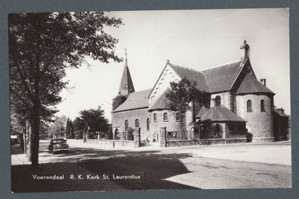 Voerendaal (nabij Heerlen) - RK Kerk St Laurentius, Verzamelen, Verzenden, 1980 tot heden, Ongelopen, Limburg