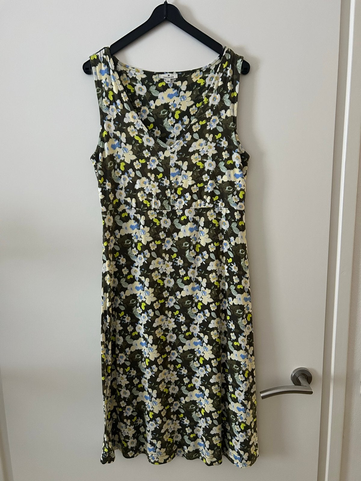 Tom Tailor Jurk met Bloemenprint - Maat 38, Maat 38/40 (M), Meerkleurig, Ophalen of Verzenden, Knielengte