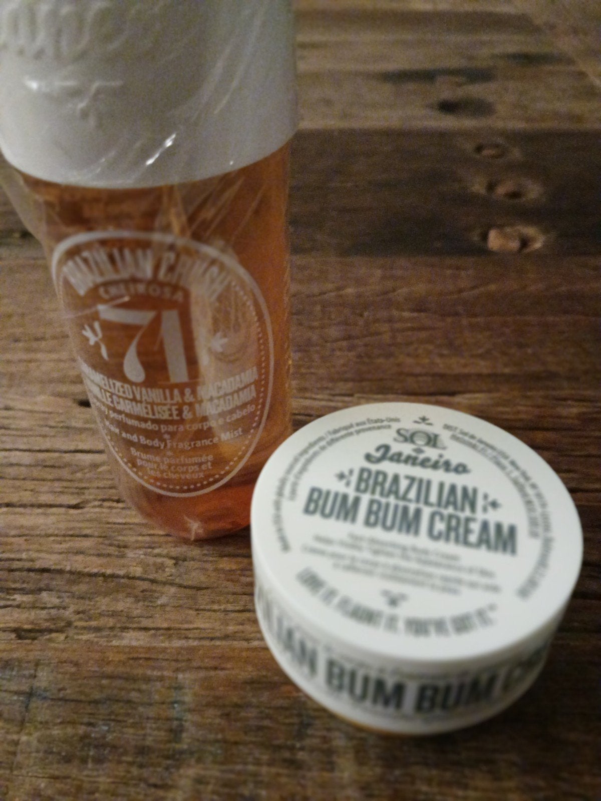 Sol De Janeiro Set: Brazilian Bum Bum Cream & Body Mist, Ophalen of Verzenden, Nieuw, Bodylotion, Crème of Olie