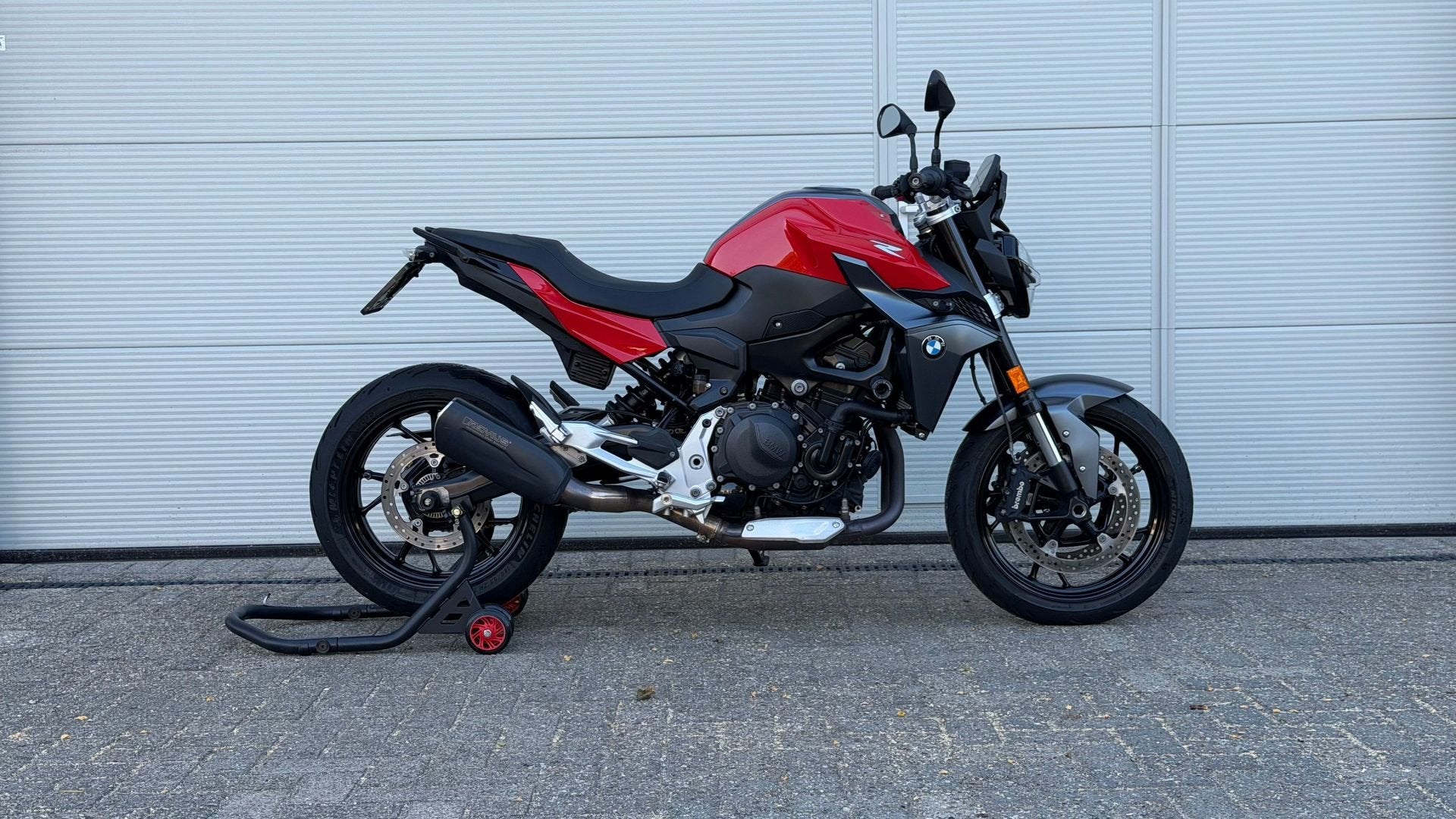 BMW F900 R | 4R90R | 2024 | REMUS | Keyless | GRNT | A2, Motoren, Motoren | BMW, Bedrijf, Onbekend, Onbekend, Minimaal motorrijbewijs A2