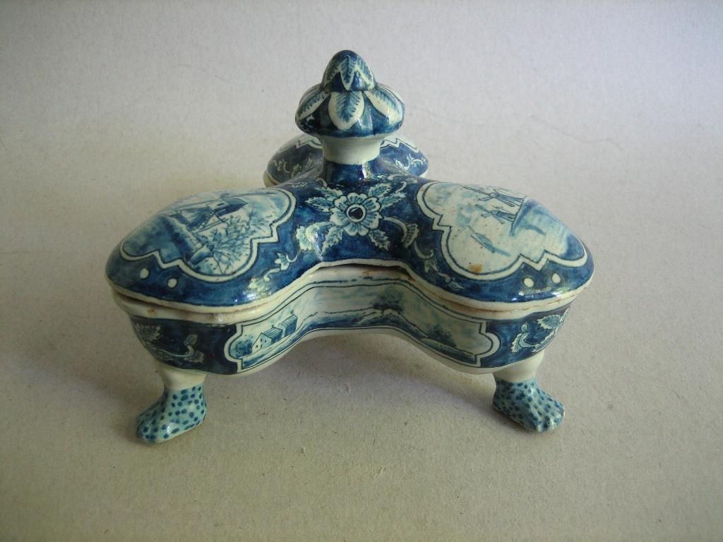Makkum Tichelaar antiek aardewerk condiment stel met schade, Antiek en Kunst, Antiek | Keramiek en Aardewerk, Ophalen of Verzenden