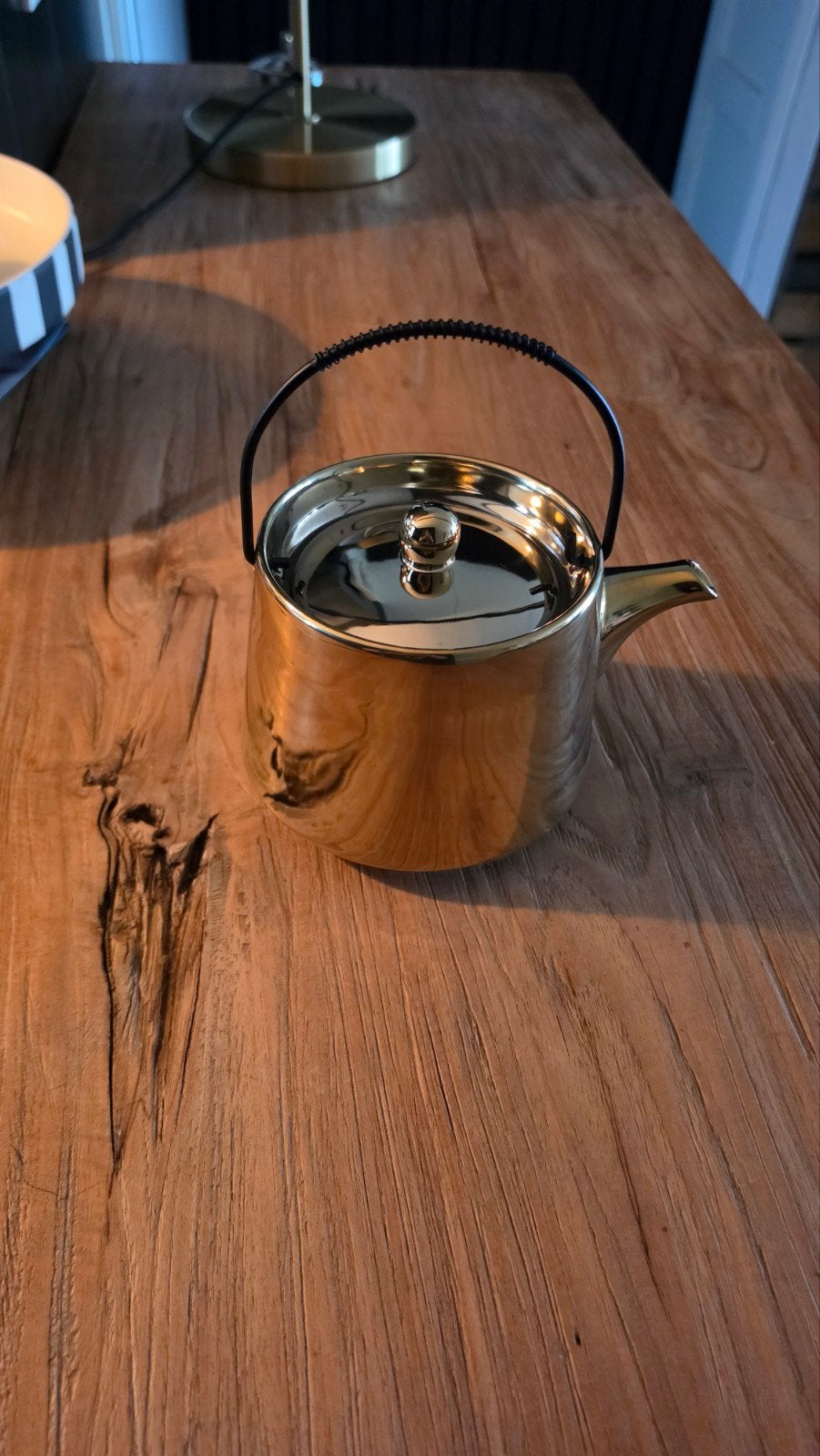 HKliving Bold & Basic theepot goud 0,7 liter, Keramiek, Ophalen of Verzenden, Zo goed als nieuw, Theepot