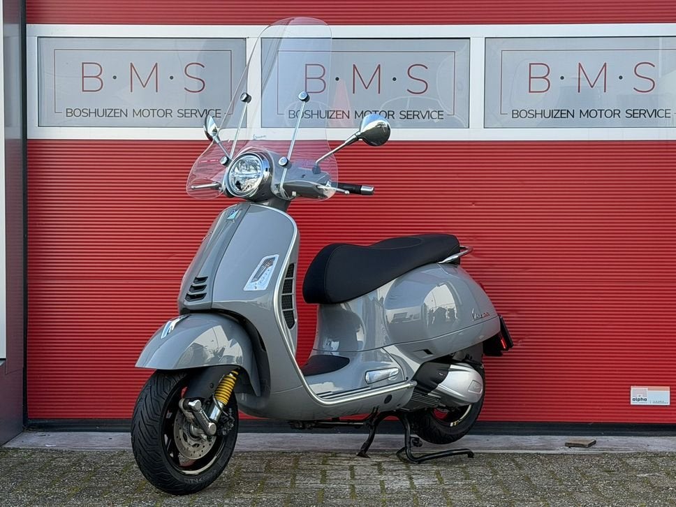 VESPA GTS 300 SUPER SPORT (bj 2019), Motoren, Scooter, Bedrijf, Onbekend, Onbekend