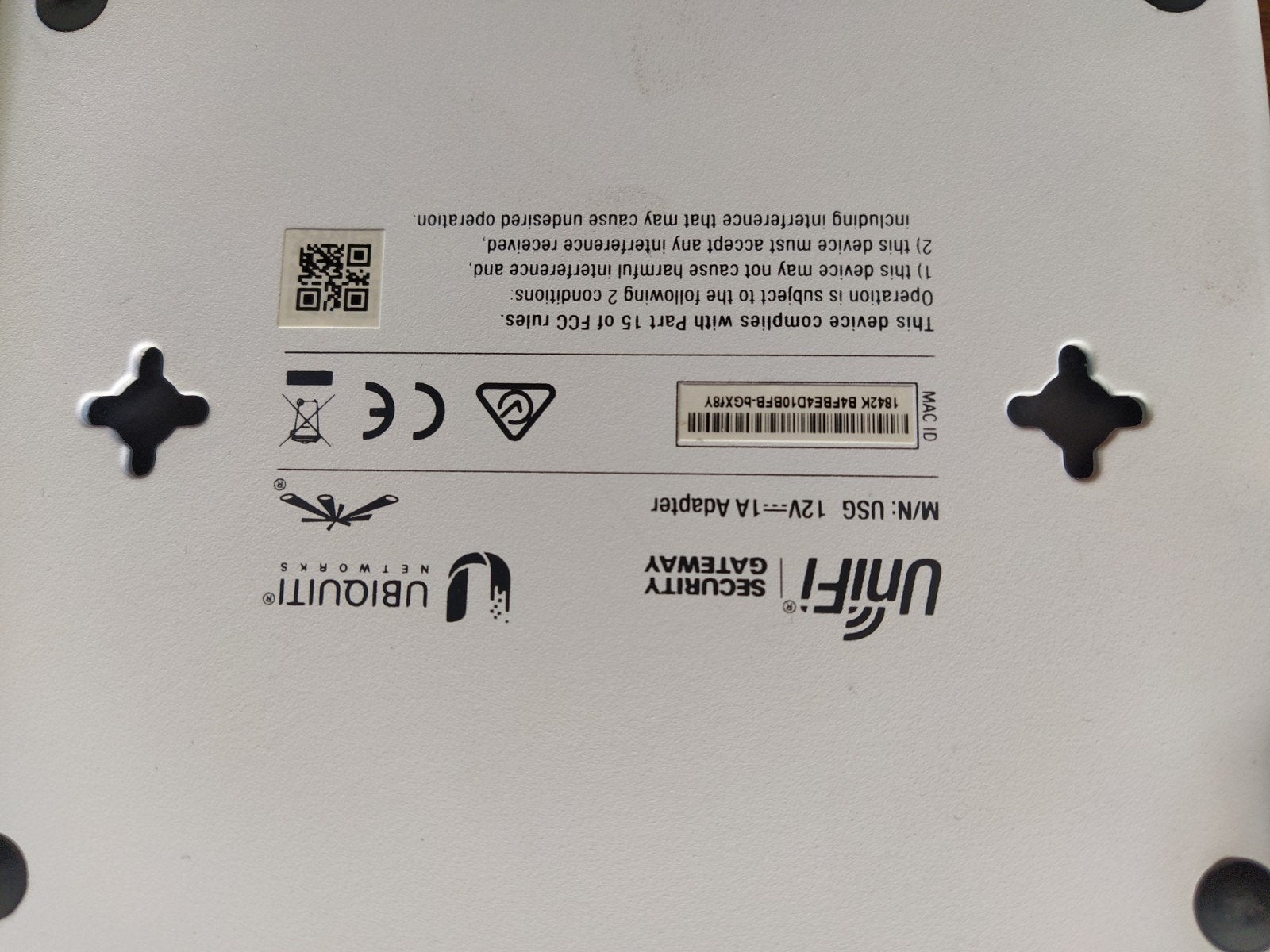 Ubiquiti Unifi Security Gateway (USG), Computers en Software, Routers en Modems, Ophalen of Verzenden, Gebruikt, Router, Ubiquiti