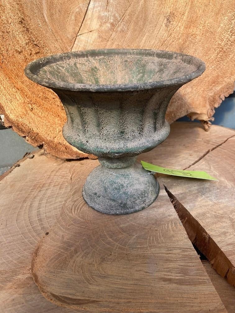 FLOWERPOT OP VOET KELKVAAS BLOEMPOT METAAL NIEUW, Overige materialen, -, Rond, Nieuw