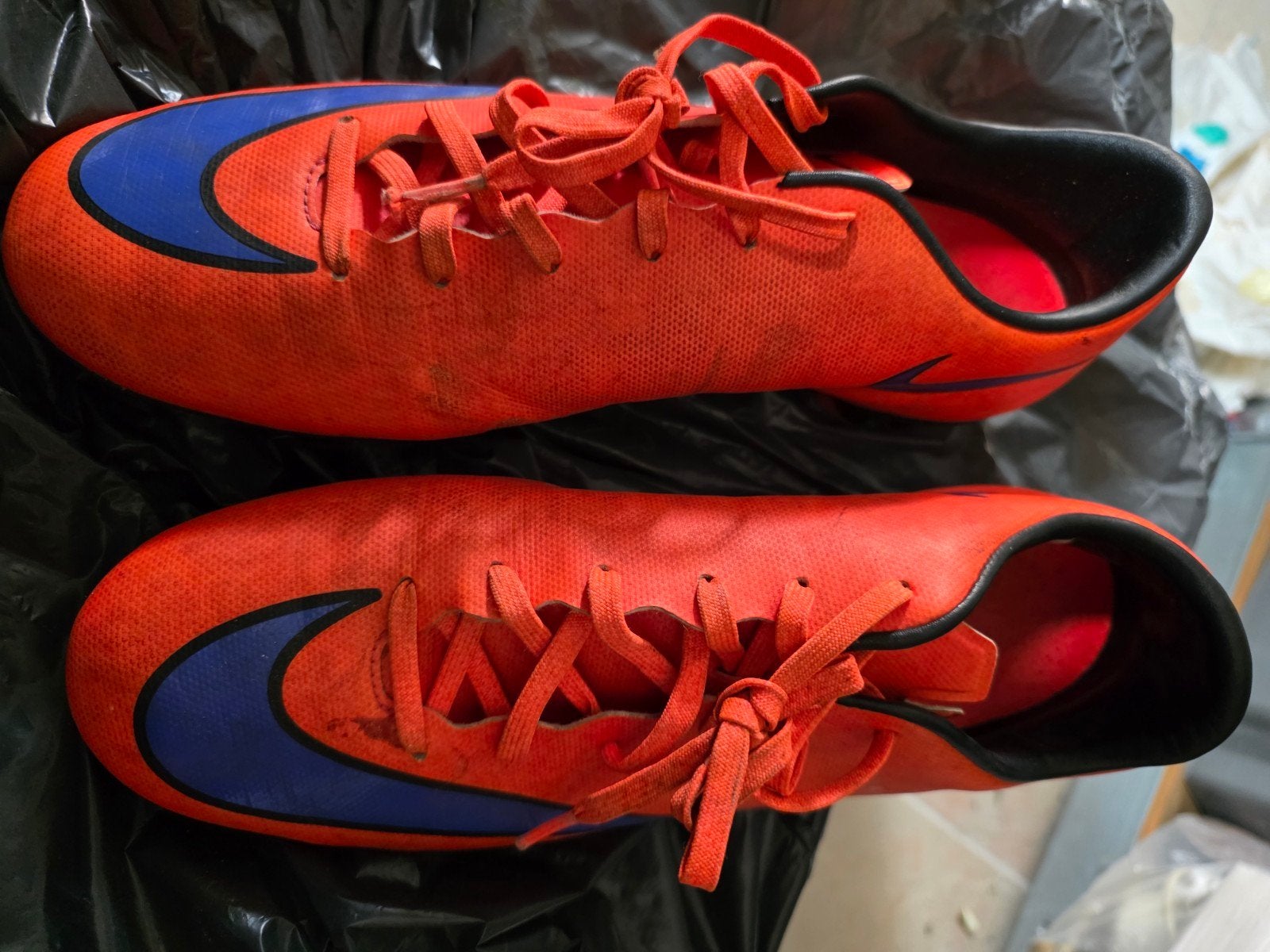 Oranje Nike voetbalschoenen - Maat 41, Ophalen of Verzenden, Gebruikt, Schoenen