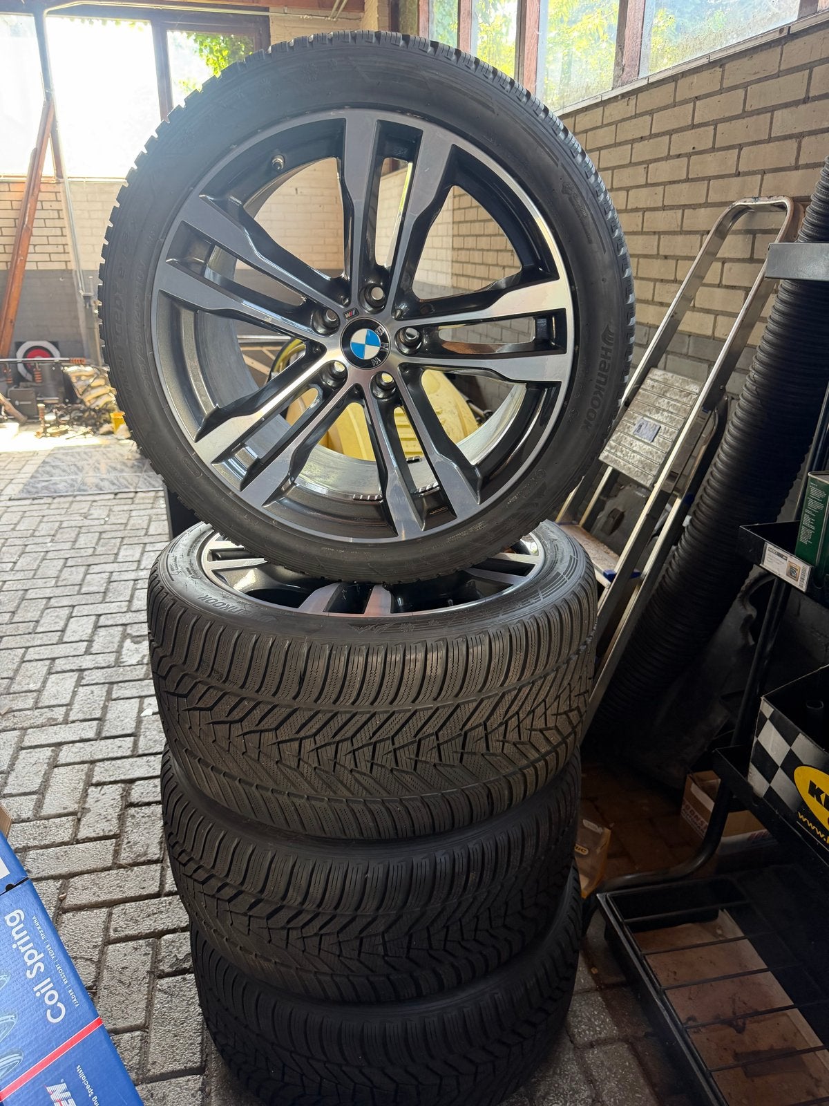 BMW X5 F15 X6 F16 468M 20 inch velgen met banden  X5M X6M, Gebruikt, Banden en Velgen, Personenwagen, Winterbanden