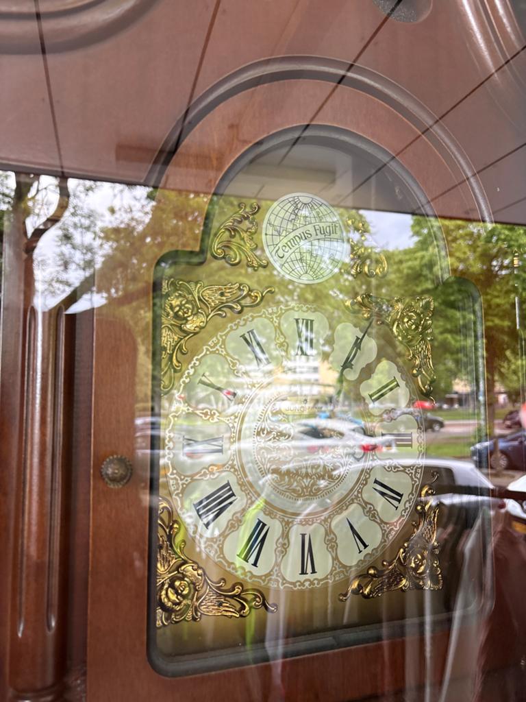Antieke staande klok met Romeinse cijfers, Ophalen of Verzenden
