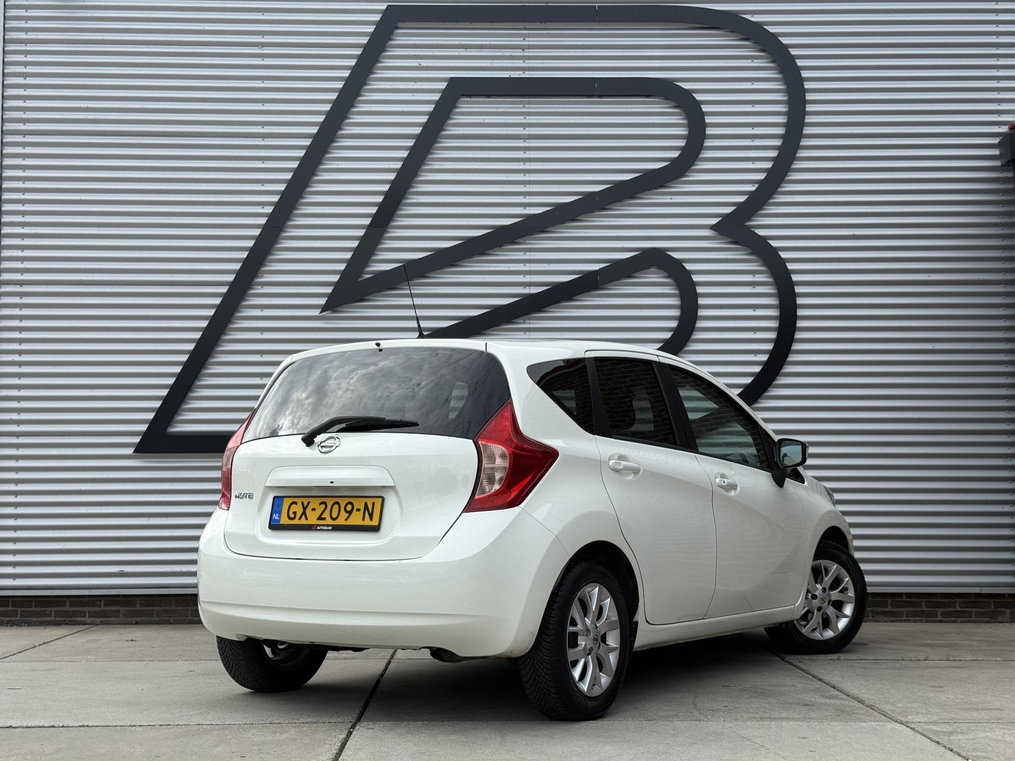 Nissan Note 1.2 Connect Edition 2e Eigenaar|Cruise|Navi|Clim, Auto's, Stof, Euro 6, 1198 cc, Handgeschakeld