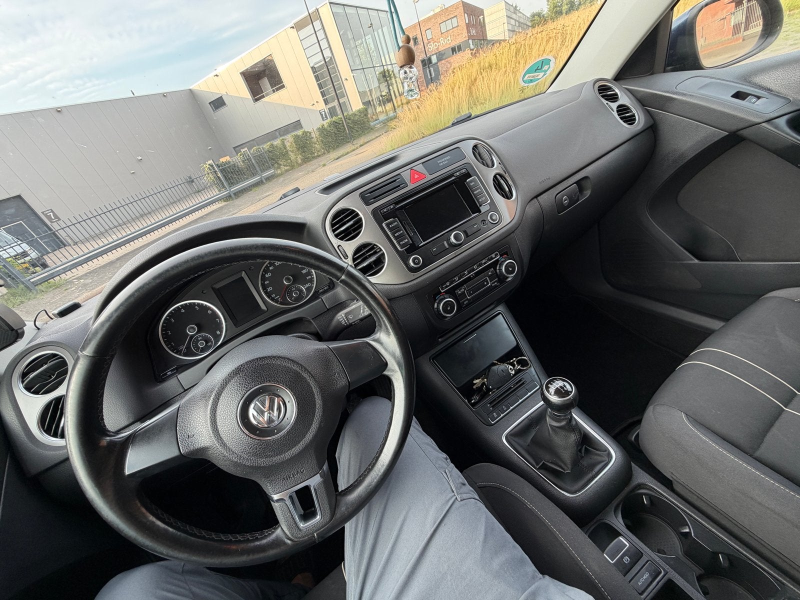 Foto 13 van Volkswagen Tiguan 1.4 TSI 90KW BMT 2010 Blauw