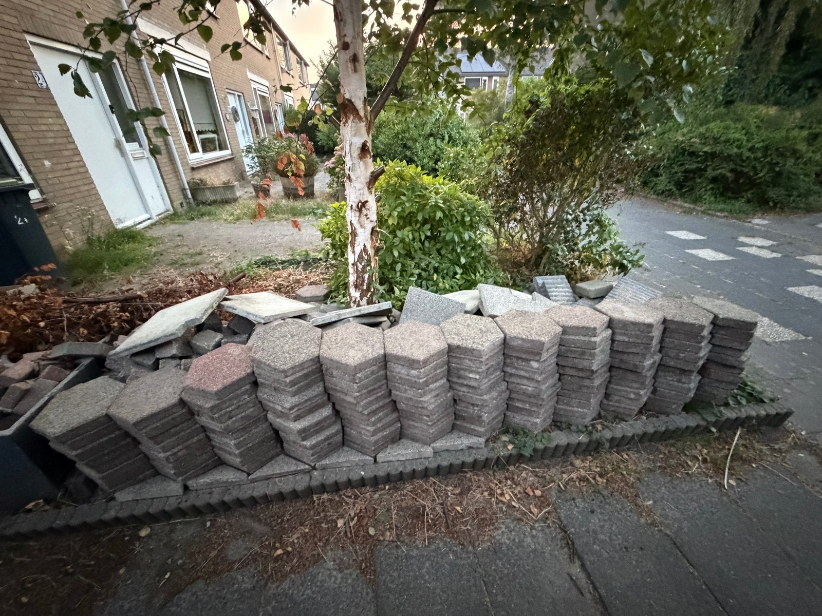 Gebruikte tegels - diverse -  GRATIS, Ophalen, Gebruikt, Overige typen, Minder dan 5 m²