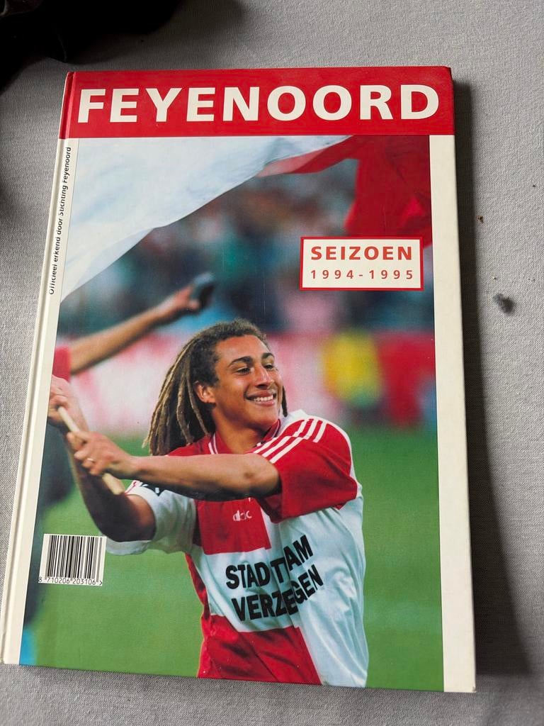 Feyenoord Seizoen 1994-1995 Boek, Ophalen of Verzenden, Zo goed als nieuw, Balsport