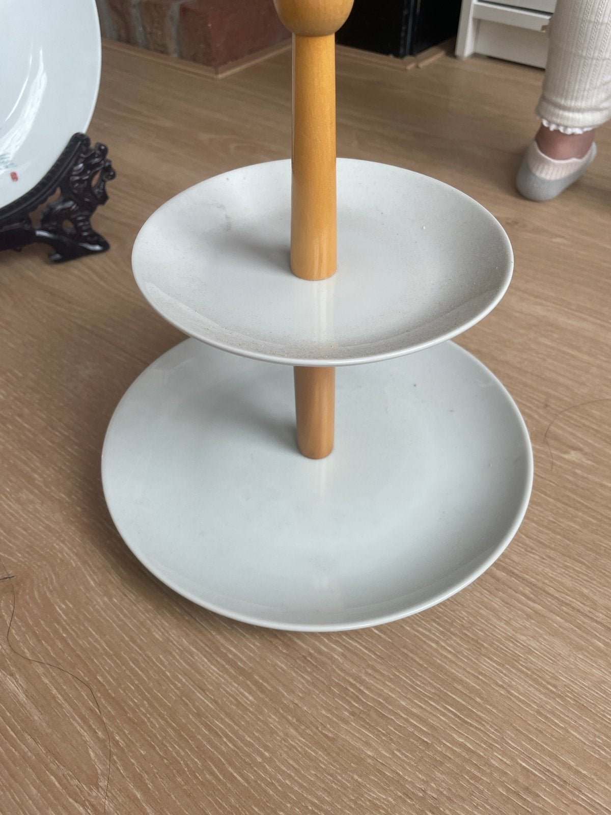 Gratis etagere met twee lagen, Ophalen, Gebruikt, Wit, Hout