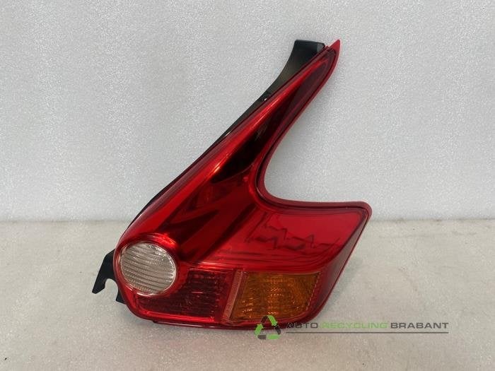 Achterlicht rechts van een Nissan Juke, Gebruikt, -, -, Ophalen of Verzenden