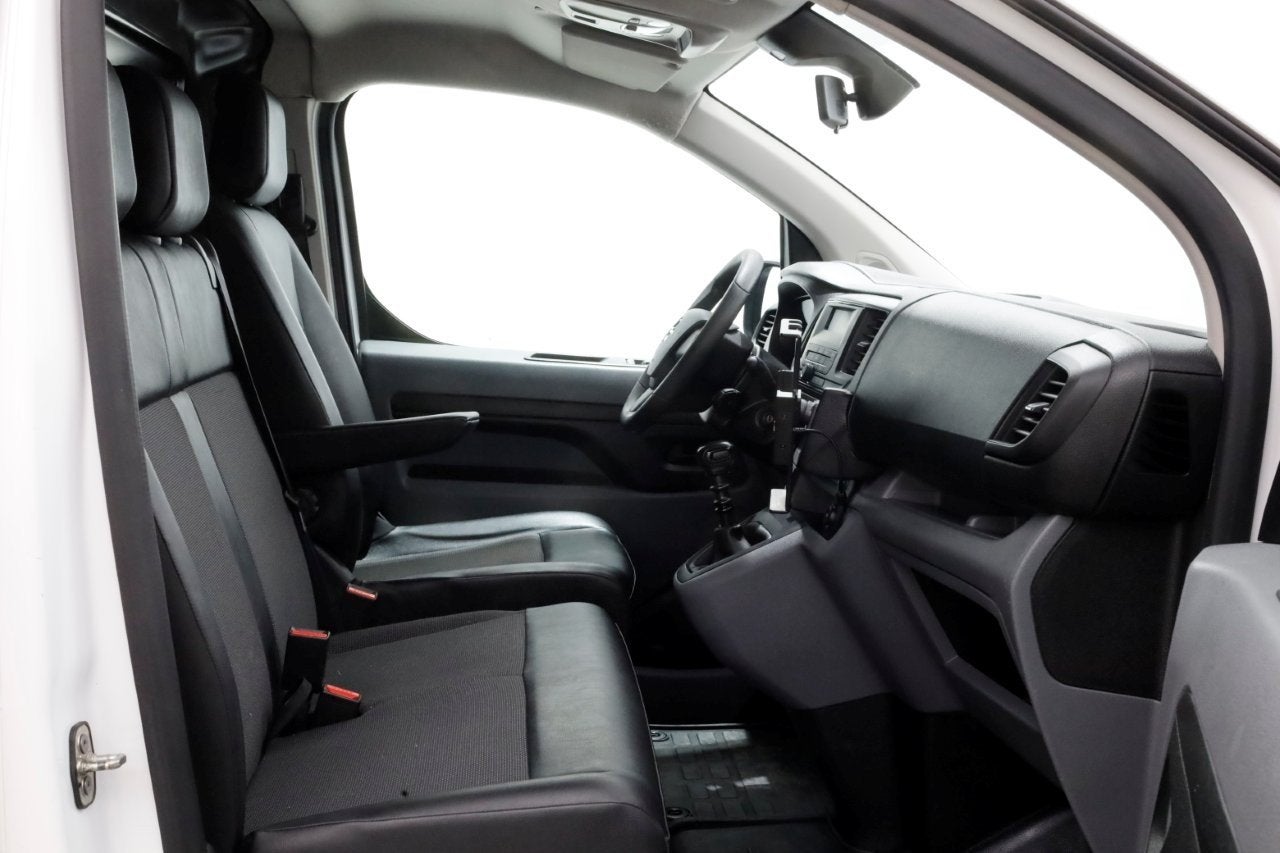 Opel Vivaro 1.5 CDTI 102pk L2H1 Edition Airco/Cruise Control, Voorwielaandrijving, Dealer onderhouden, Gebruikt, Euro 6