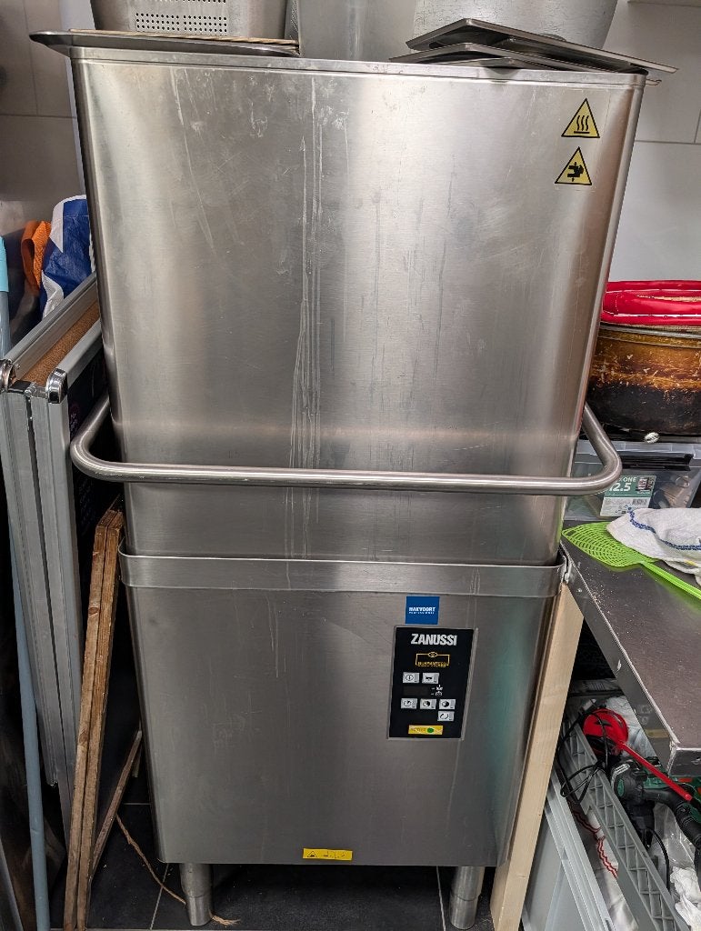Horeca vaatwasser, Ophalen, Niet werkend