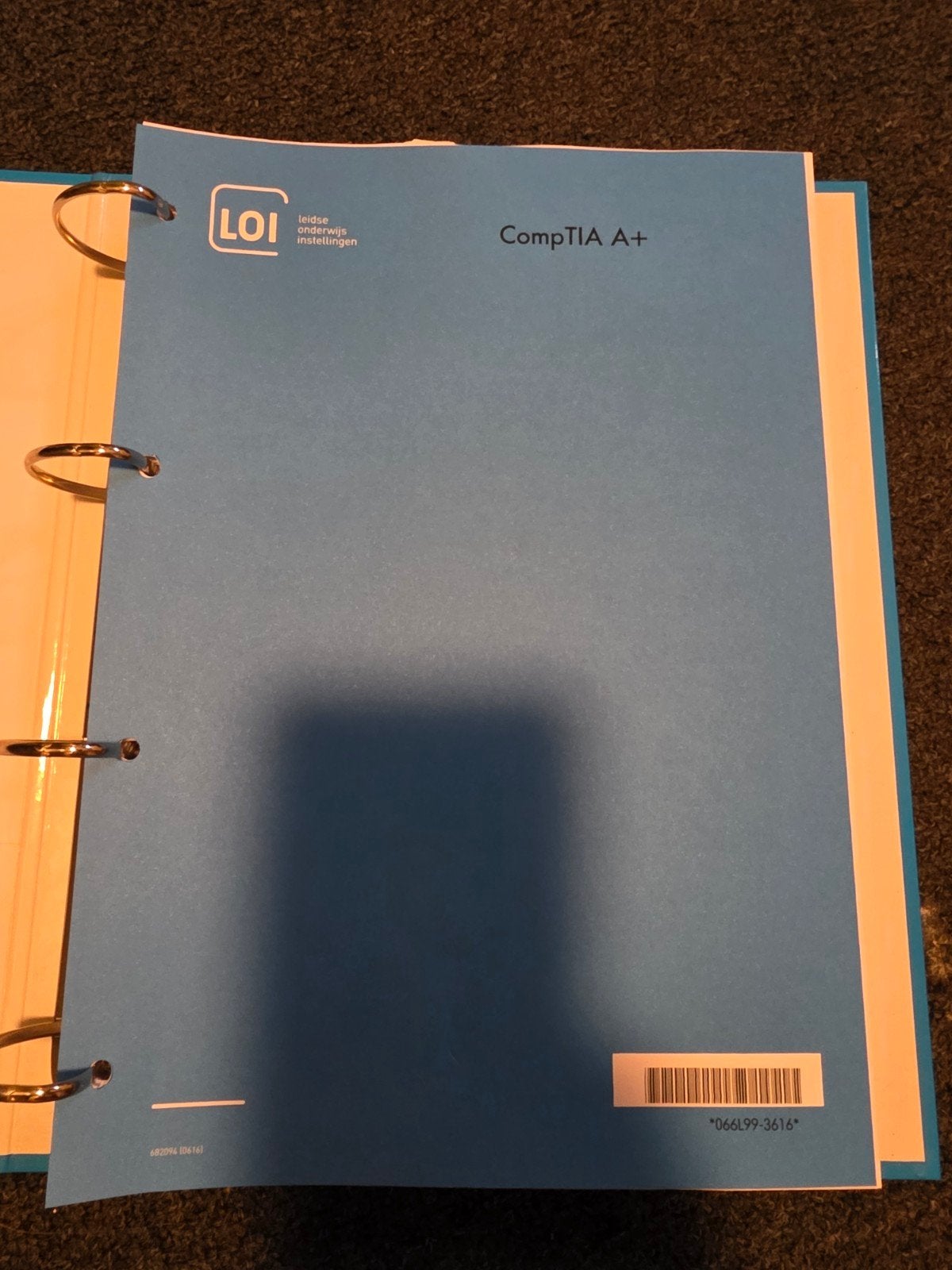 CompTIA A+ en Network+ lesmateriaal LOI, Boeken, Zo goed als nieuw, MBO, Beta, LOI